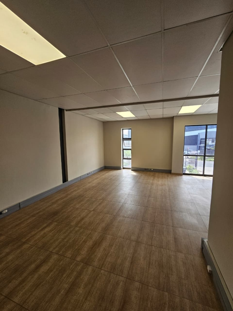 To Let Commercial Property for Rent in Stikland Industrial Western Cape